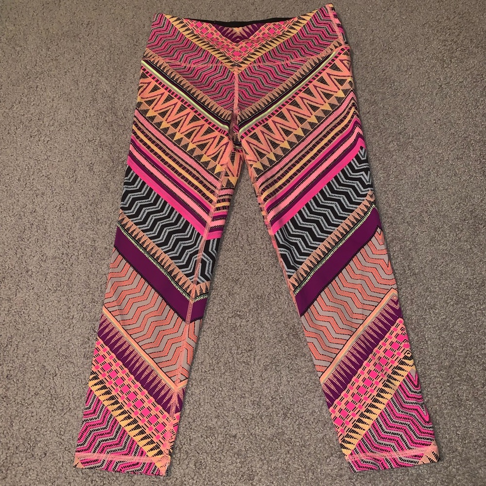 Victoria Secret Knockout Capri Legging